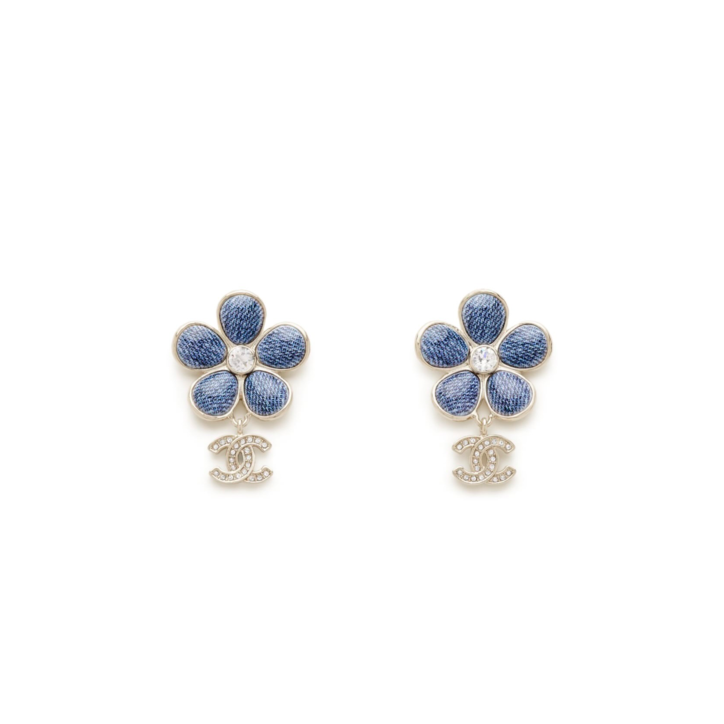 CHANEL 26C CC BLUE FLOWERS EARRINGS ABG744